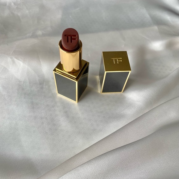 Tom Ford Beauty Lip Color Matte Lipstick in Black Dahlia swatched once full size - Picture 4 of 5